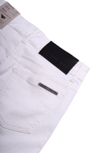 Cargar imagen en el visor de la galería, JEANS CULOTTE WHITE
