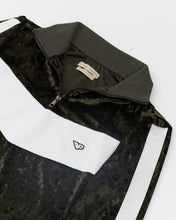 Cargar imagen en el visor de la galería, Military Green Velvet Track Jacket
