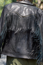 Cargar imagen en el visor de la galería, Handmade Black Leather Fringe Jacket
